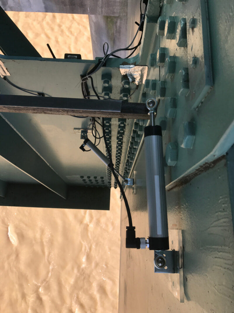Wireless Displacement / Crack Sensor - Image 3